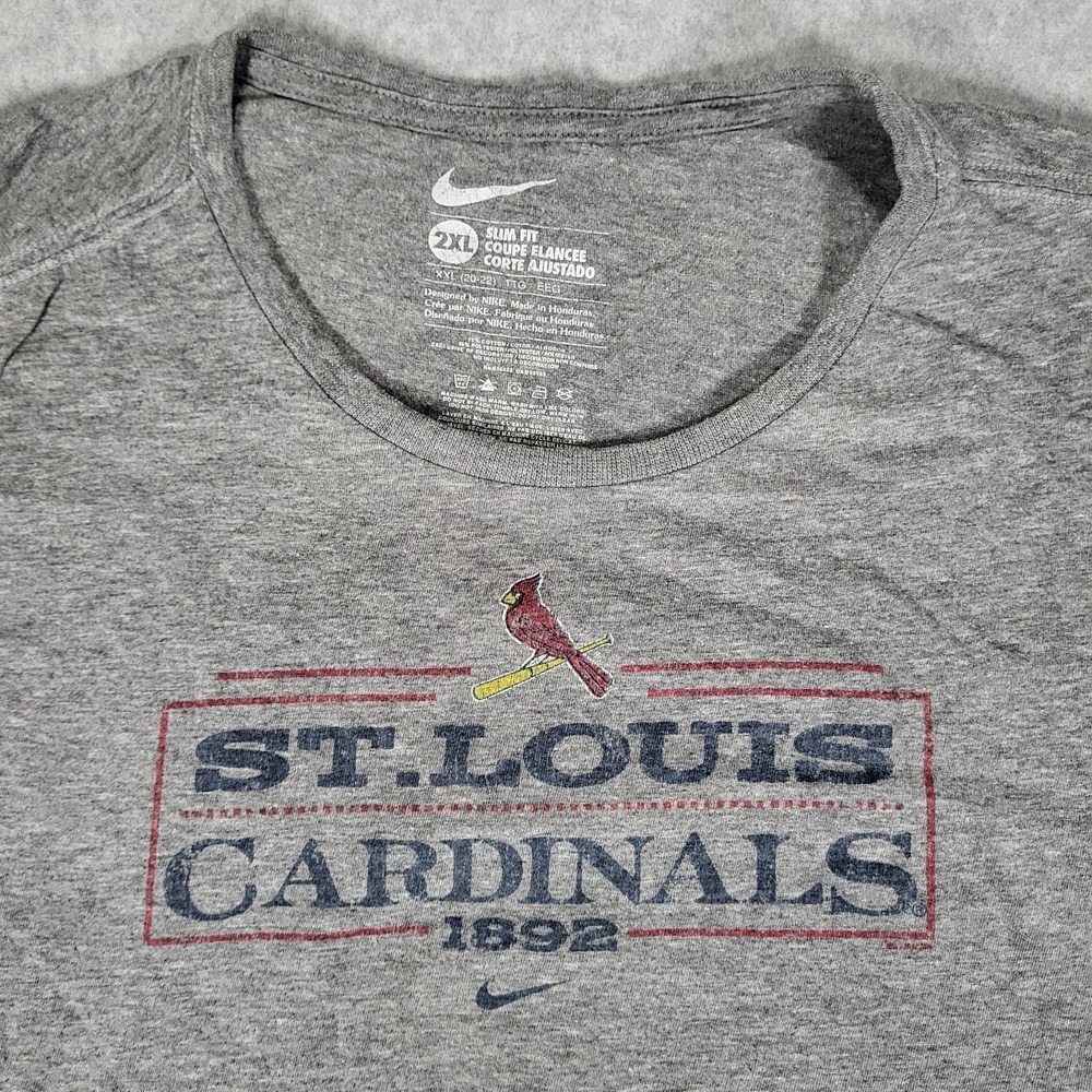St. Louis Cardinals Nike Short Sleeve T-Shirt Womens 2XL‎ Slim Fit Gray